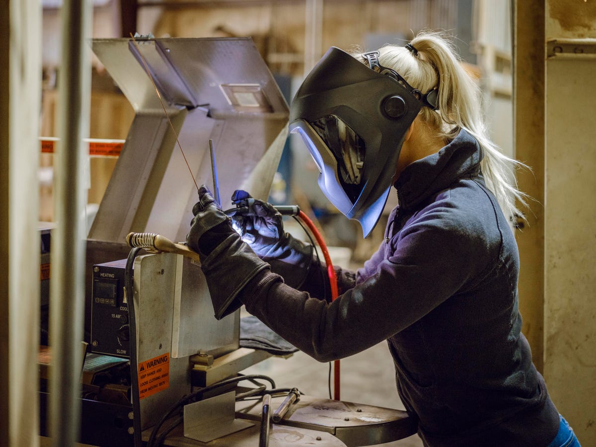 female welding